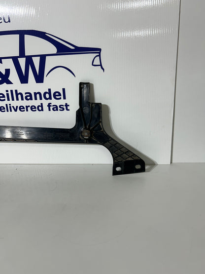 Original BMW 5 F11 Führung unten Mitte hinten Stossstange