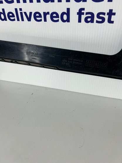 Original BMW 5 F11 Führung unten Mitte hinten Stossstange